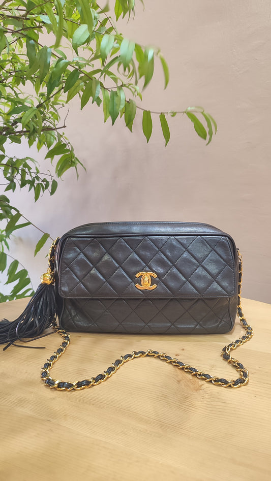 Chanel Vintage Lambskin Pocket Tassel Camera Bag Black Series 3178875