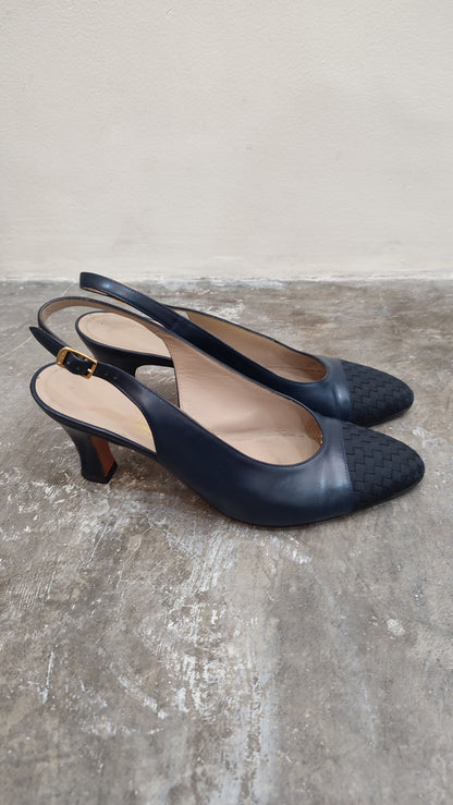 Salvatore Ferragamo Slingback Heels Black Size 7C