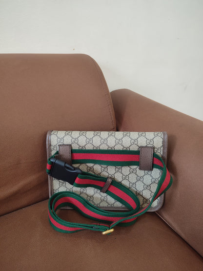 Gucci GG Supreme Monogram Neo Vintage Messenger Bag