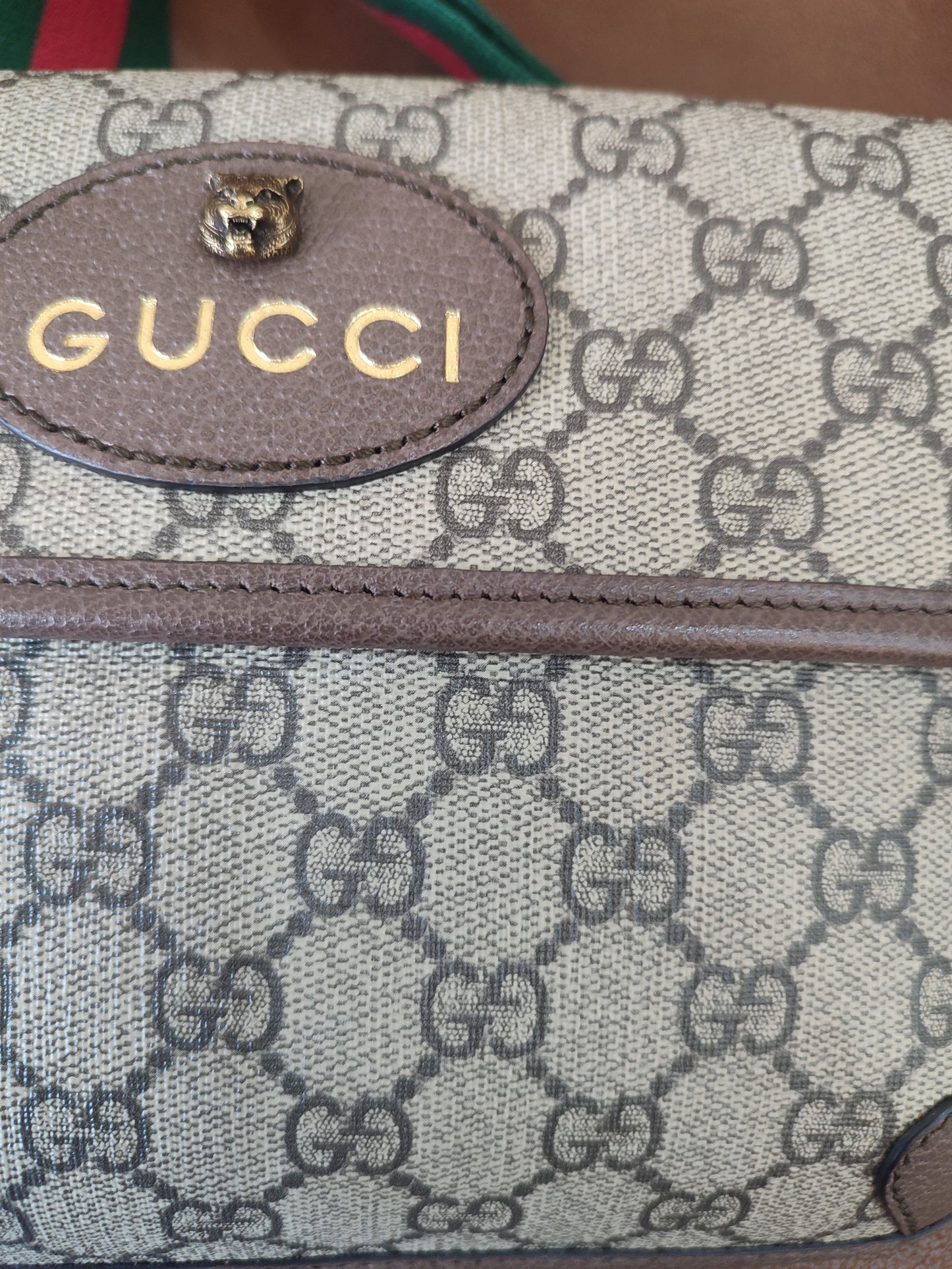 Gucci GG Supreme Monogram Neo Vintage Messenger Bag
