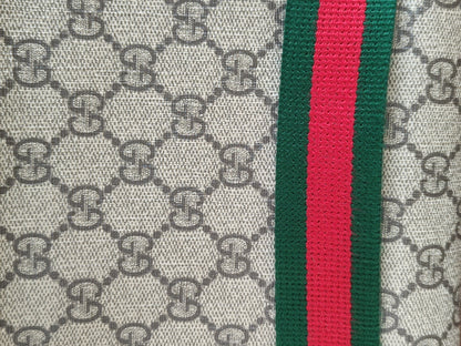 Gucci GG Supreme Monogram Neo Vintage Messenger Bag