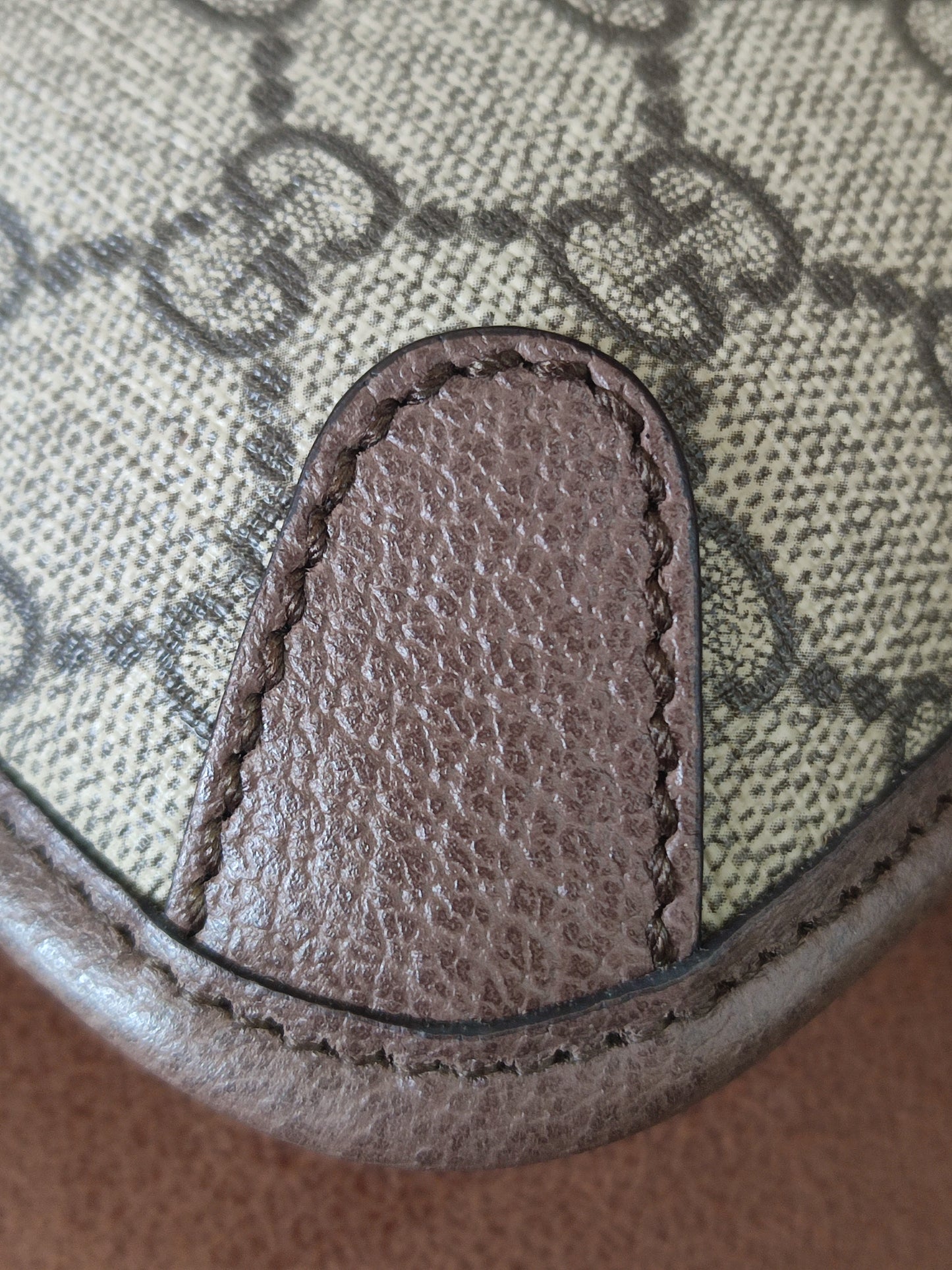 Gucci GG Supreme Monogram Neo Vintage Messenger Bag