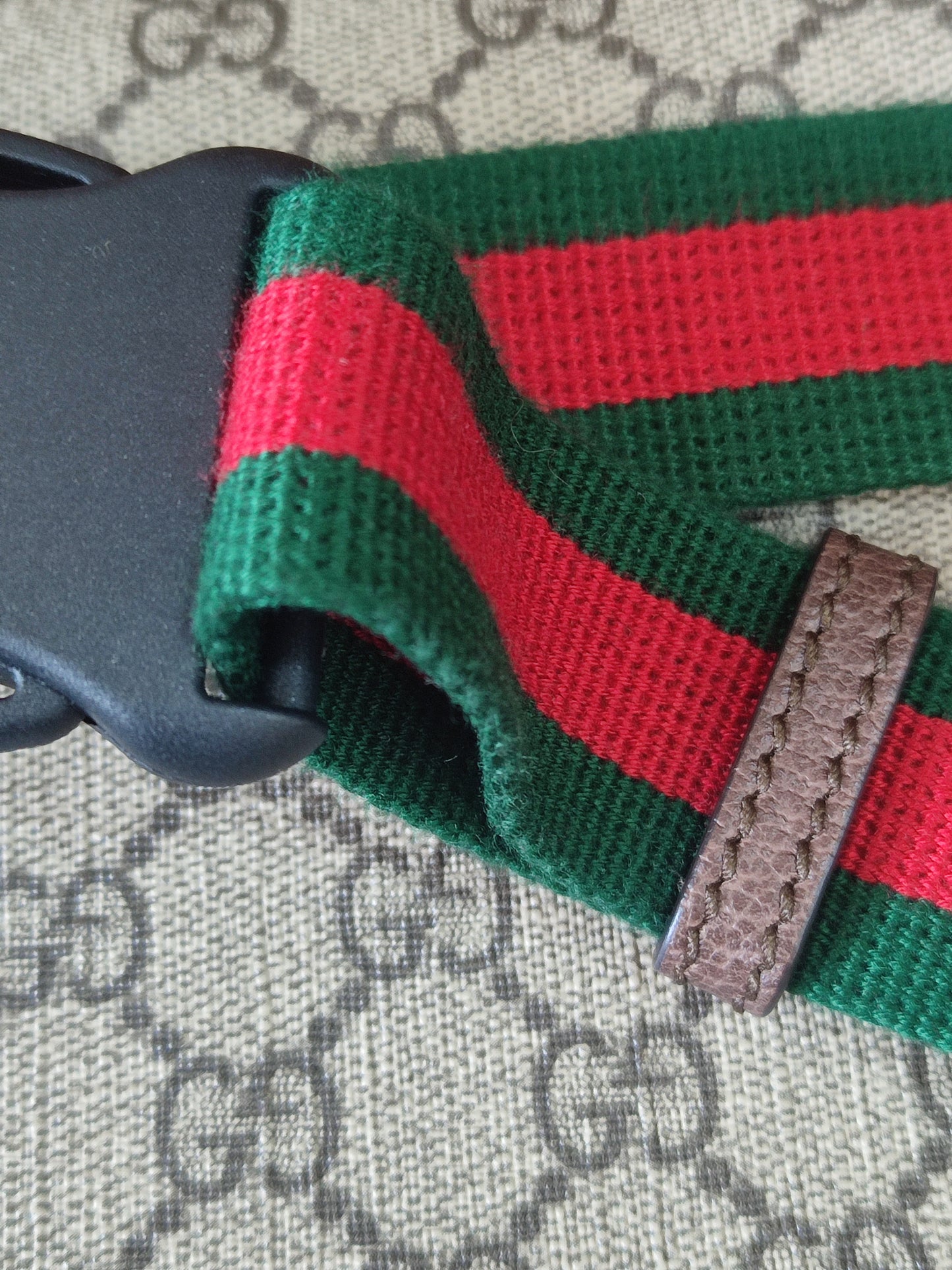 Gucci GG Supreme Monogram Neo Vintage Messenger Bag