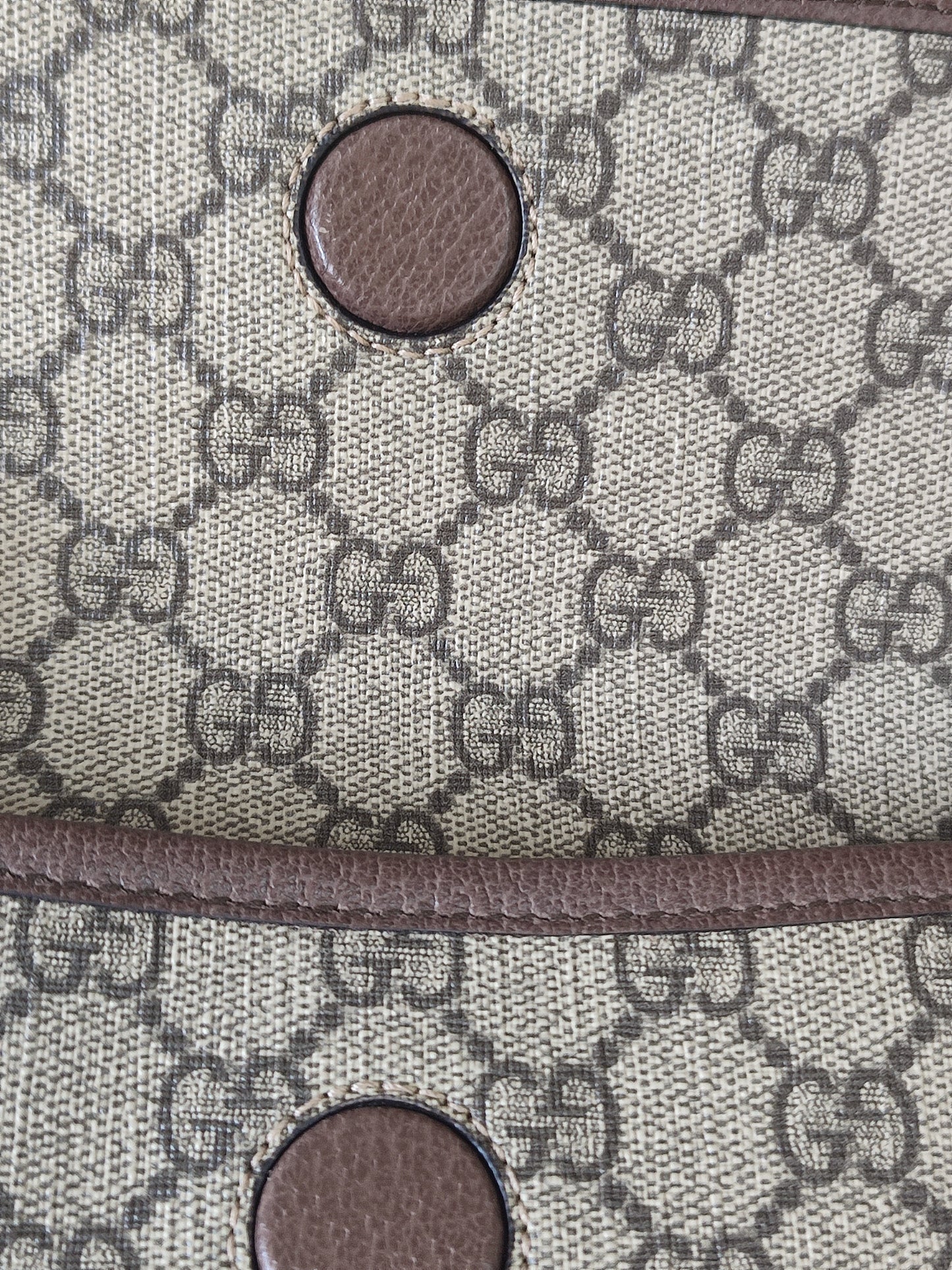 Gucci GG Supreme Monogram Neo Vintage Messenger Bag