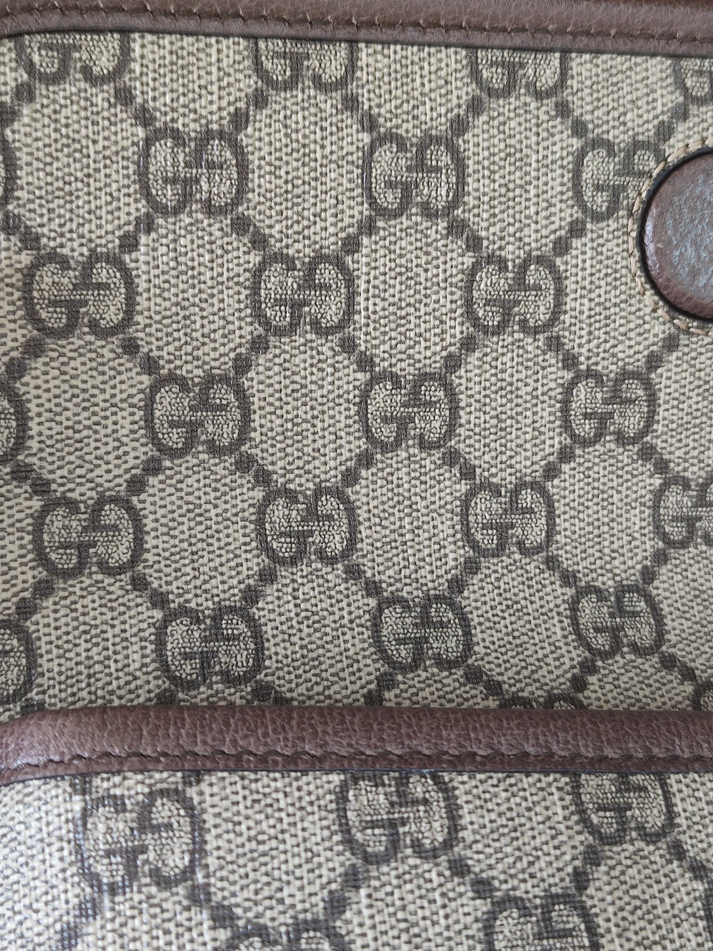 Gucci GG Supreme Monogram Neo Vintage Messenger Bag
