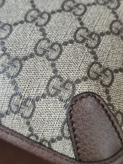 Gucci GG Supreme Monogram Neo Vintage Messenger Bag