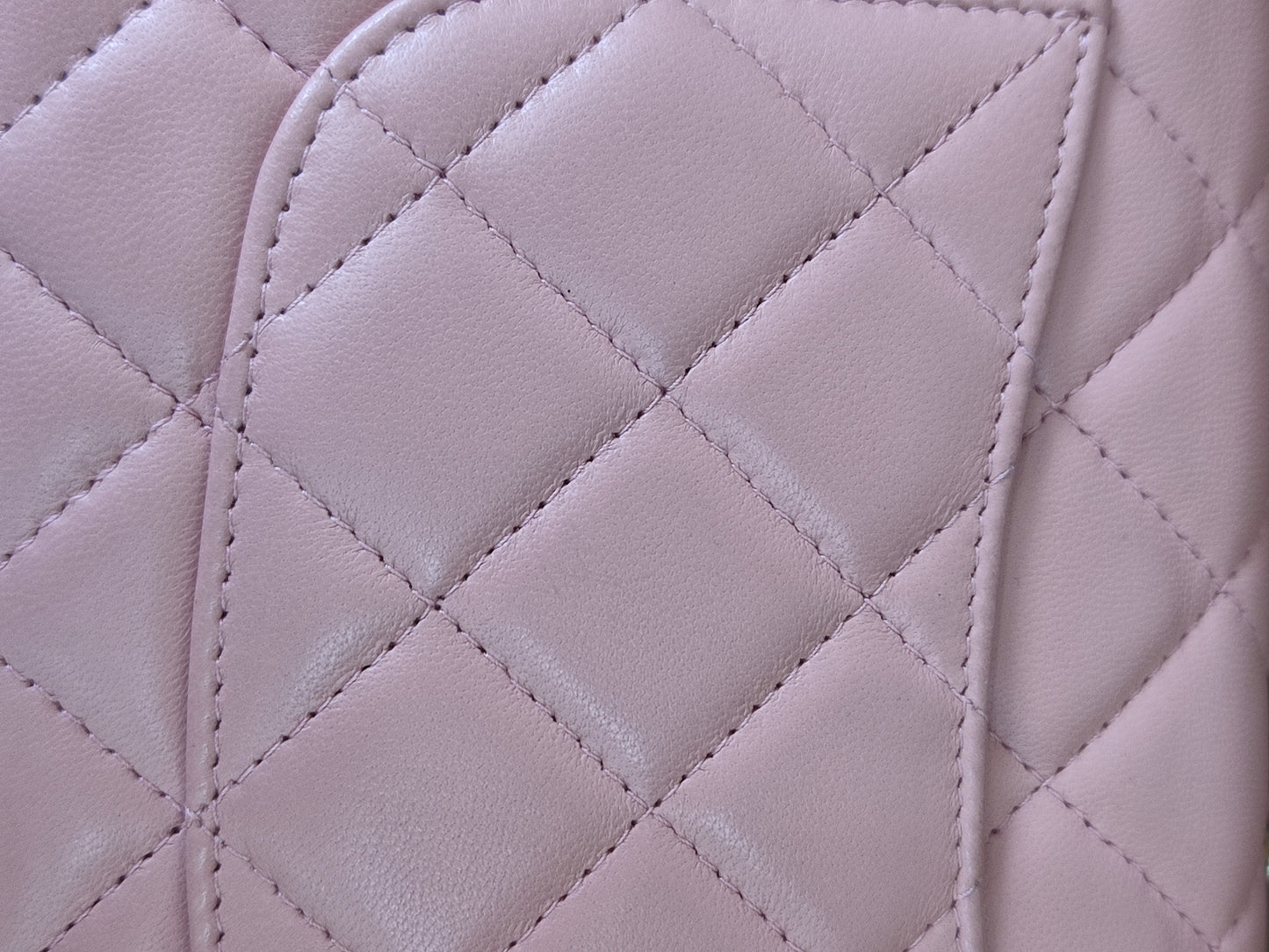 Chanel Classic Wallet On Chain Lambskin Pink GHW Chanel Classic Wallet On Chain Lambskin Pink Series 24