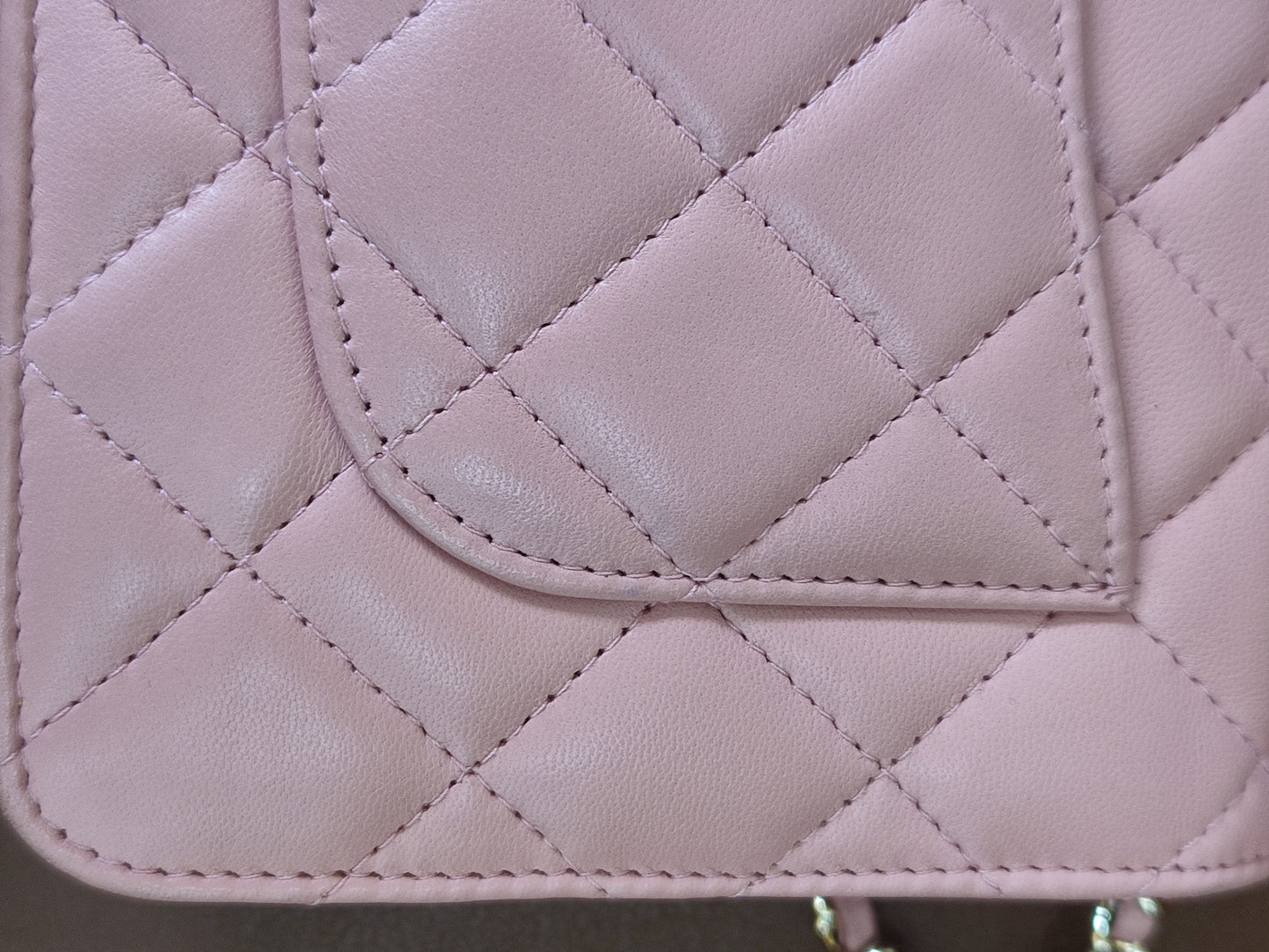 Chanel Classic Wallet On Chain Lambskin Pink GHW Chanel Classic Wallet On Chain Lambskin Pink Series 24