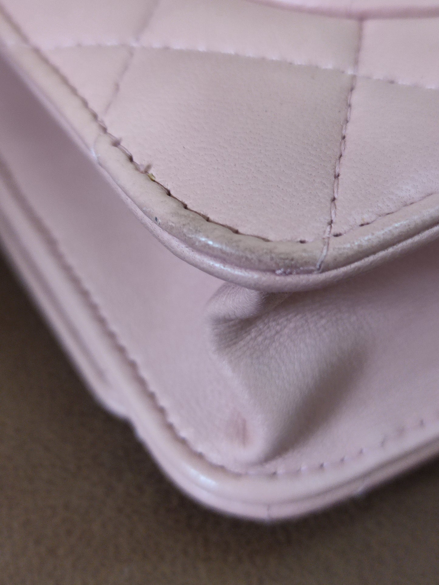 Chanel Classic Wallet On Chain Lambskin Pink GHW Chanel Classic Wallet On Chain Lambskin Pink Series 24