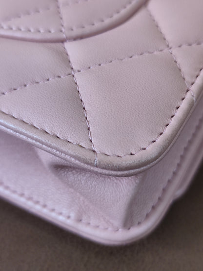 Chanel Classic Wallet On Chain Lambskin Pink GHW Chanel Classic Wallet On Chain Lambskin Pink Series 24
