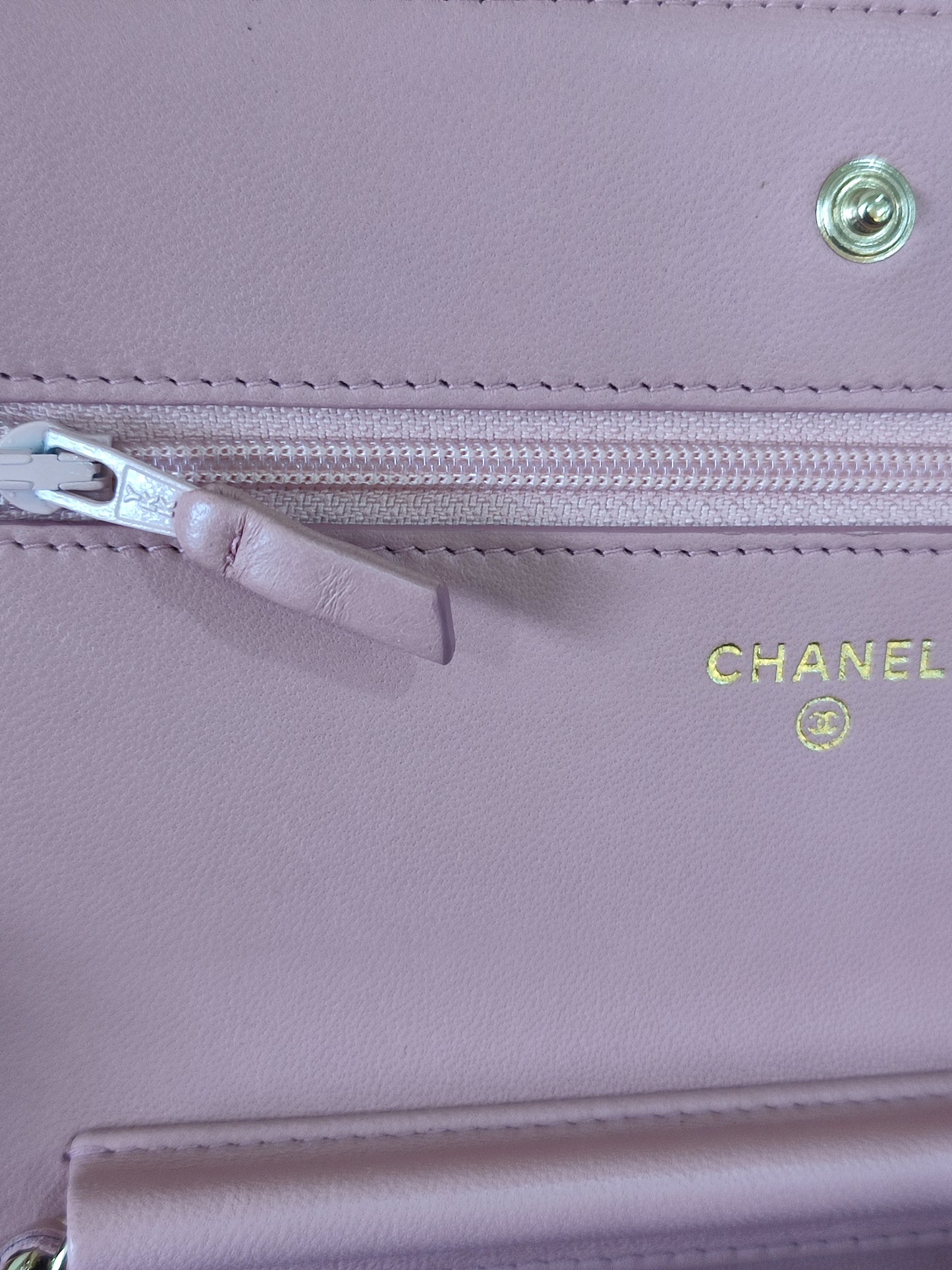 Chanel Classic Wallet On Chain Lambskin Pink GHW Chanel Classic Wallet On Chain Lambskin Pink Series 24