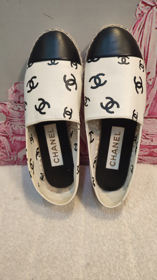 Chanel Lambskin CC Print Espadrille Black and White Size 36