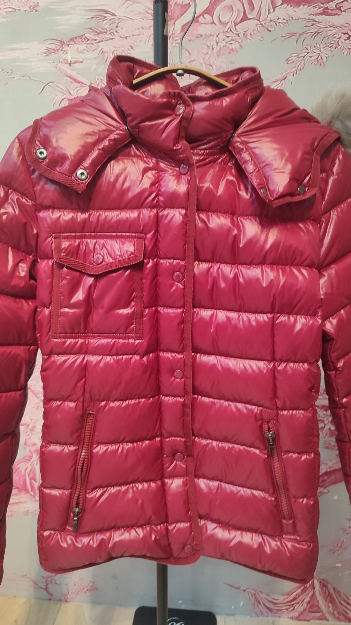 Moncler Puffed Jacket Red