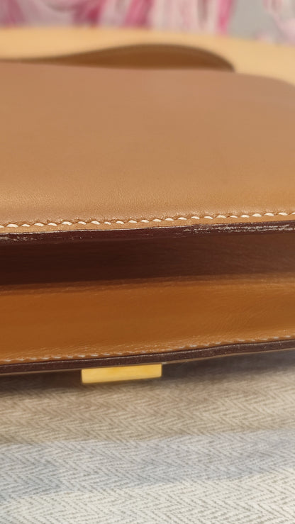 Hermes Vintage Constance 23 Chamonix Gold on Gold Stamp T Circle 1990