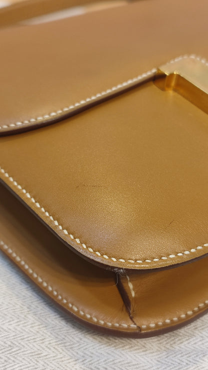 Hermes Vintage Constance 23 Chamonix Gold on Gold Stamp T Circle 1990