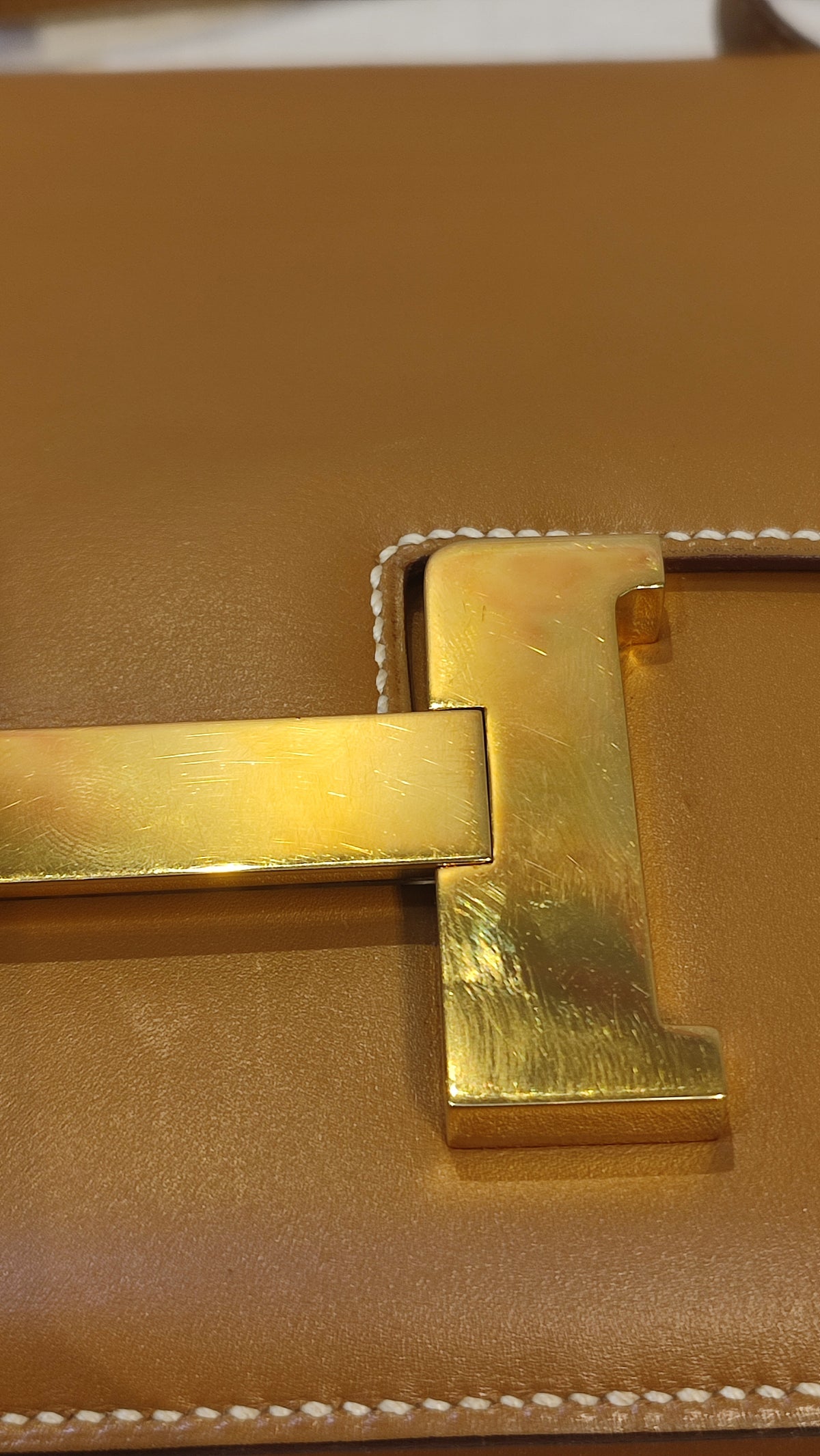 Hermes Vintage Constance 23 Chamonix Gold on Gold Stamp T Circle 1990
