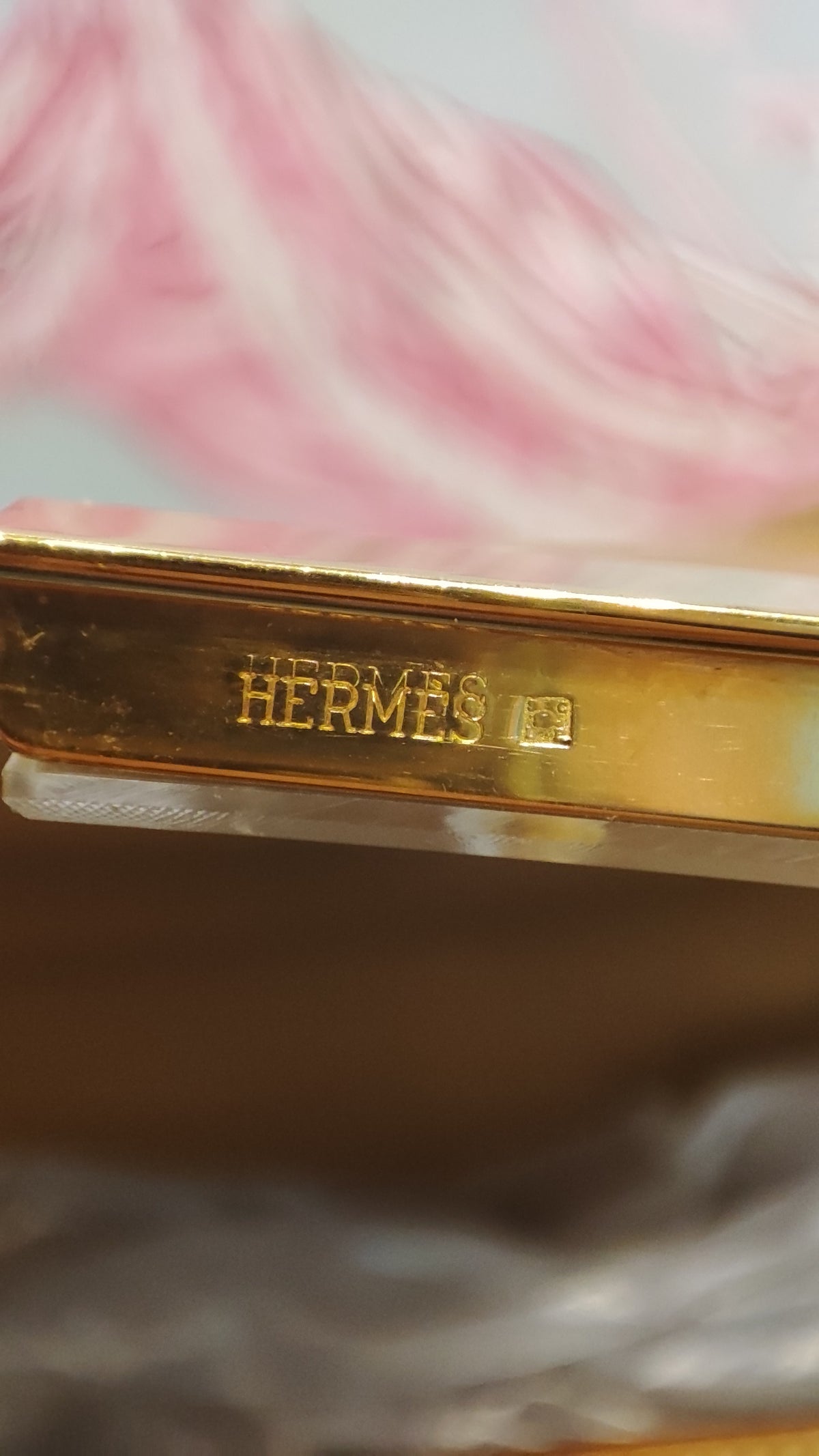 Hermes Vintage Constance 23 Chamonix Gold on Gold Stamp T Circle 1990