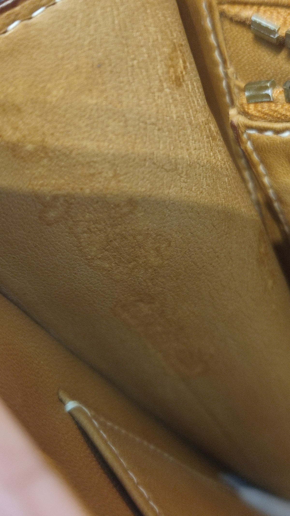Hermes Vintage Constance 23 Chamonix Gold on Gold Stamp T Circle 1990