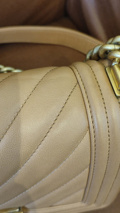 Chanel CC Le Boy Chevron Lambskin Beige Small Series 28