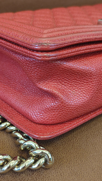 Chanel CC Le Boy Caviar Red Old Medium Series 29