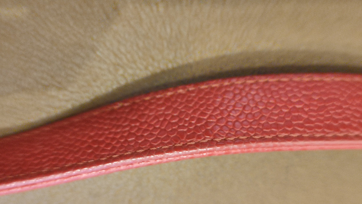 Chanel CC Le Boy Caviar Red Old Medium Series 29