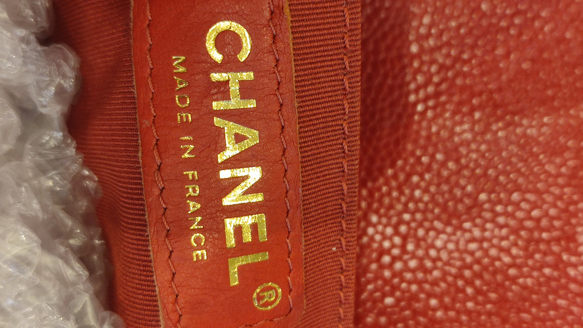Chanel CC Le Boy Caviar Red Old Medium Series 29