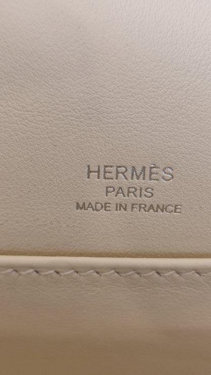 Hermes Geta Bicolor Bleu Brume/Nata Chevre Mysore Stamp U 2022