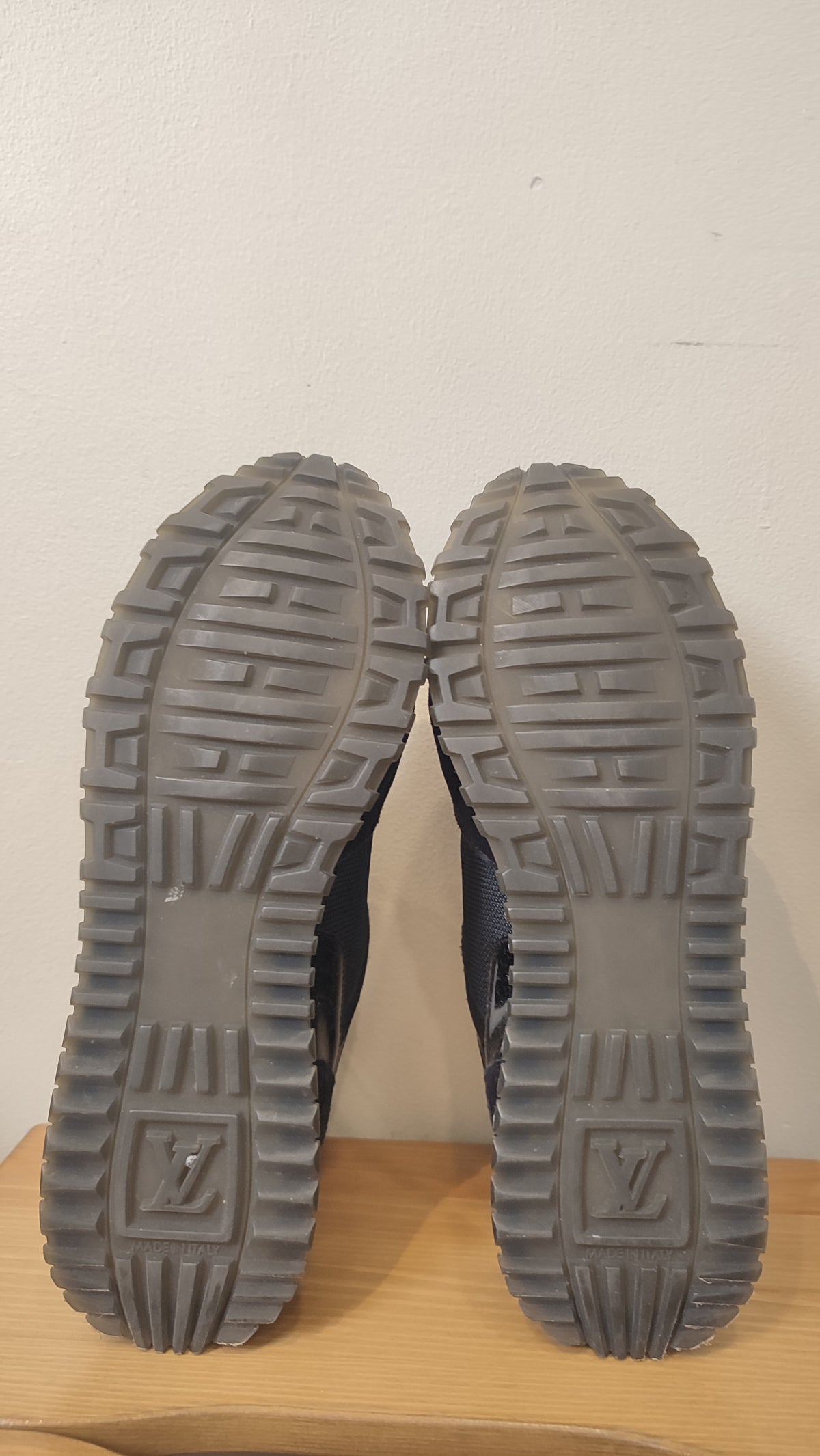 Louis Vuitton Runway Monogram Black/Brown Sneakers Size 37