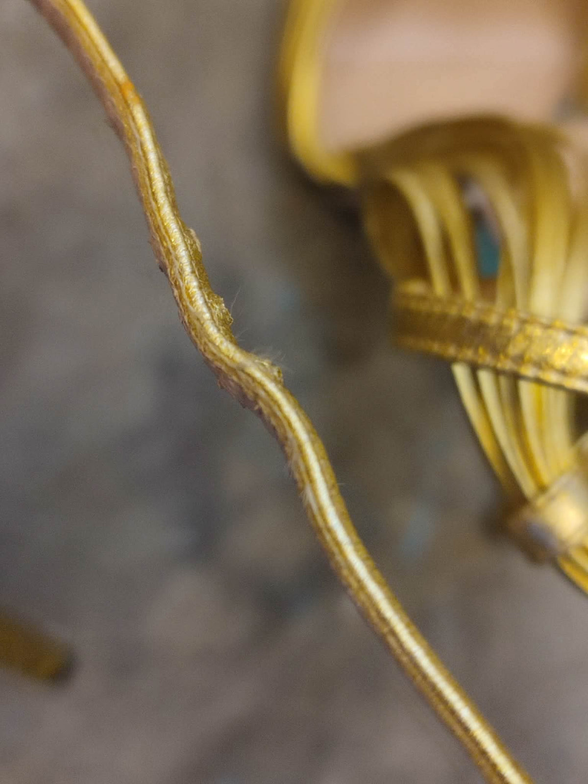 Gucci Allie Knotted Metallic Gold Heels Size 35