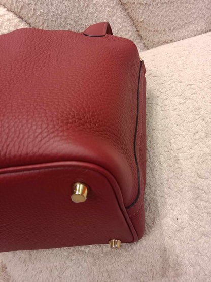 Hermes Picotin 18 Rouge Stamp W 2024