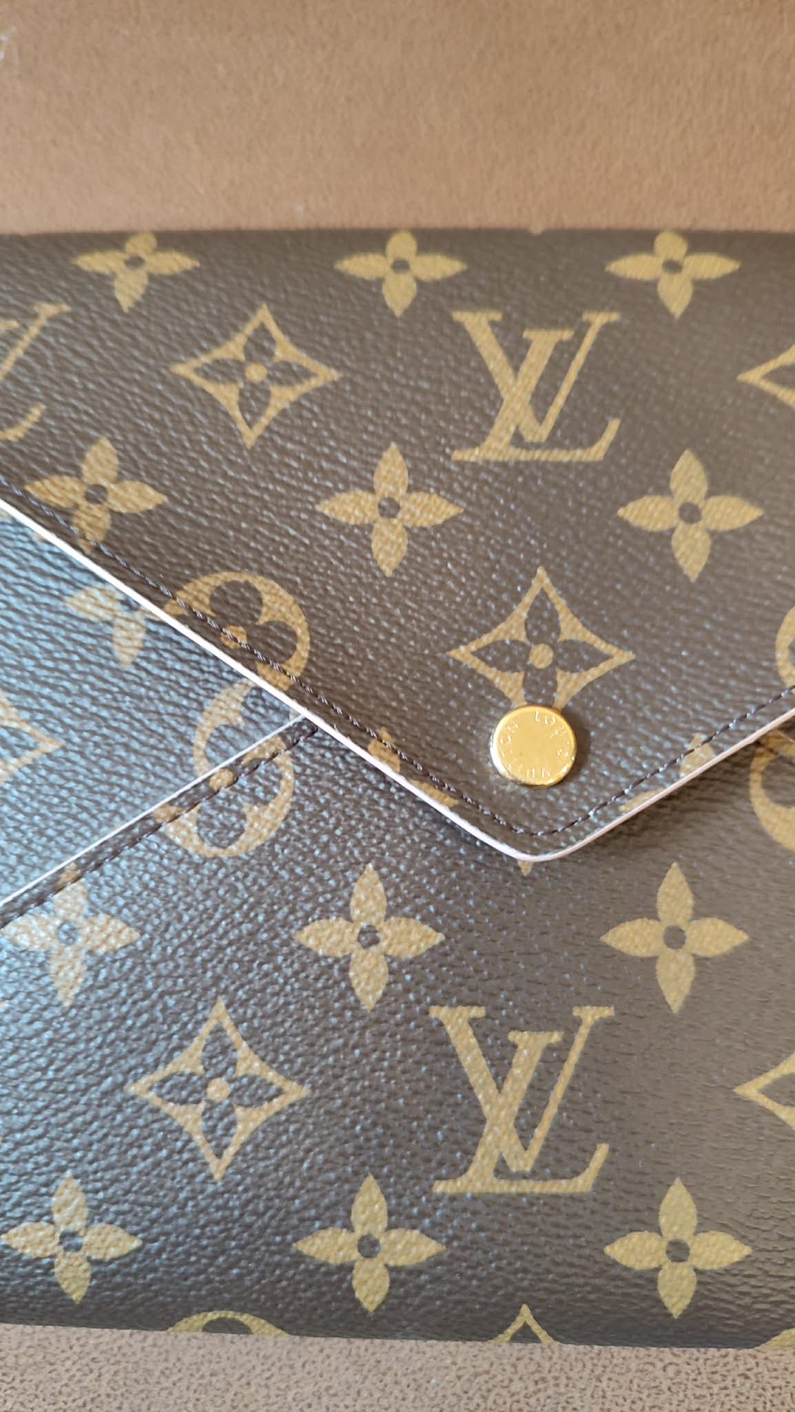 Louis Vuittin Monogram Kirigami  Pochette Set