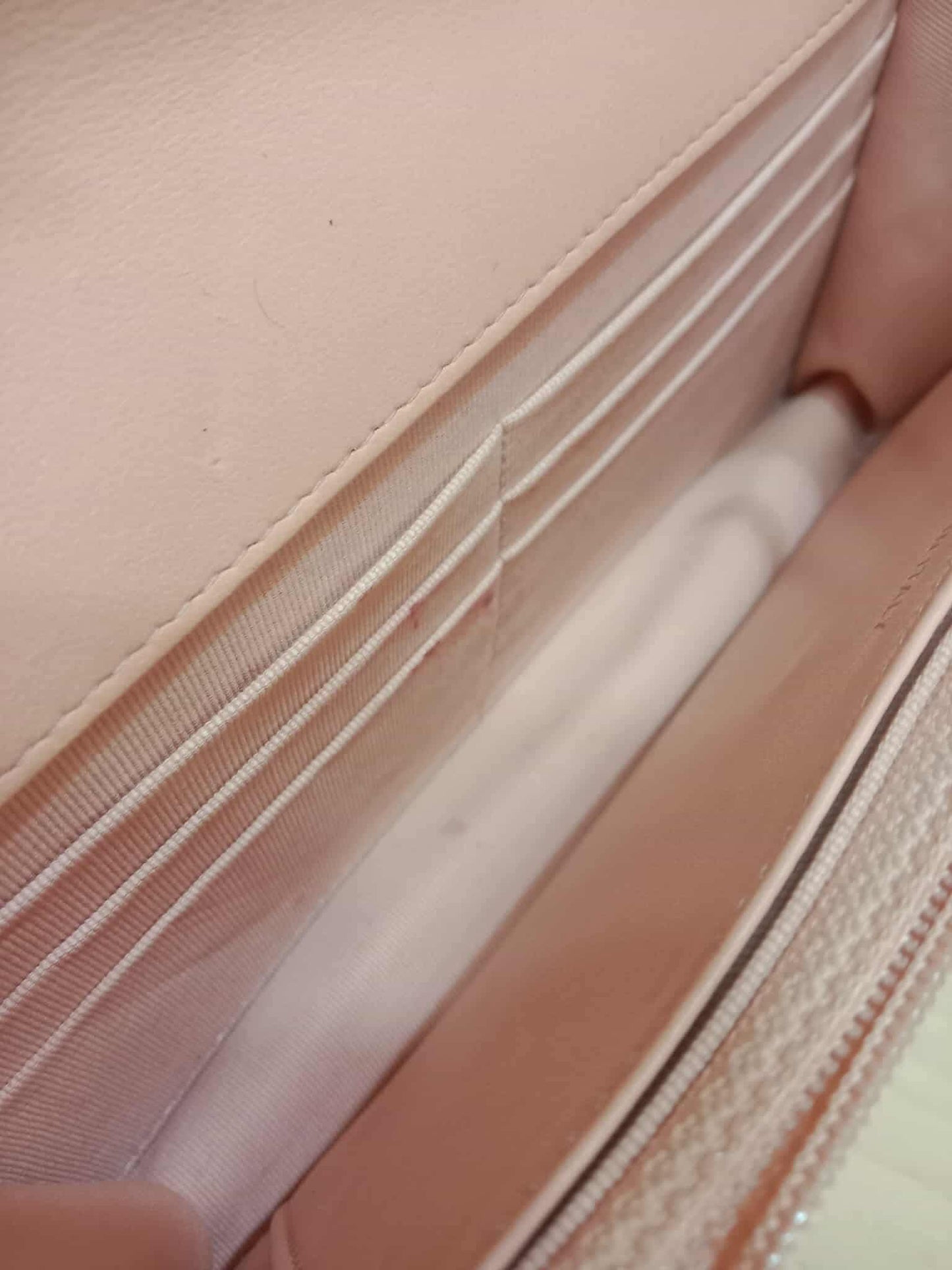 Chanel 19 Wallet on Chain Peach in Quilted Lambskin Microchipped