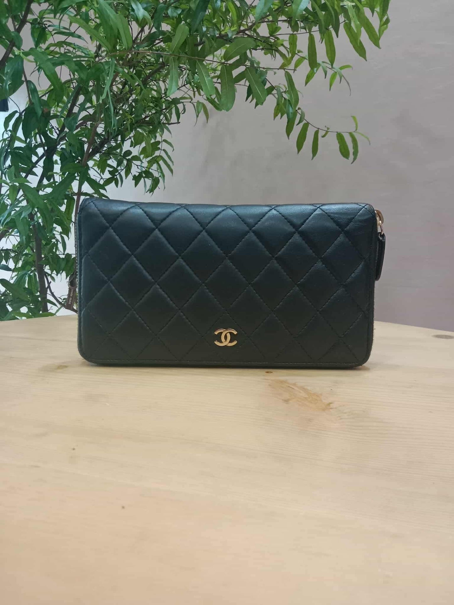 Chanel Quilted Leather Zip-Around Lambskin Wallet Series 22