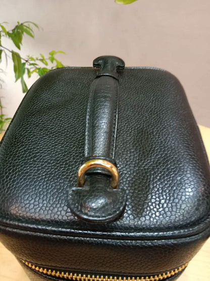 Chanel Vanity Caviar Black Series 4