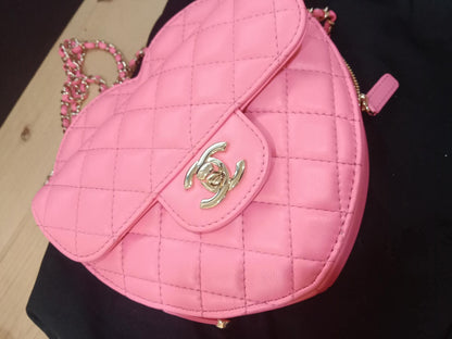 Chanel CC in Love Heart Bag Lambskin Pink Microchipped