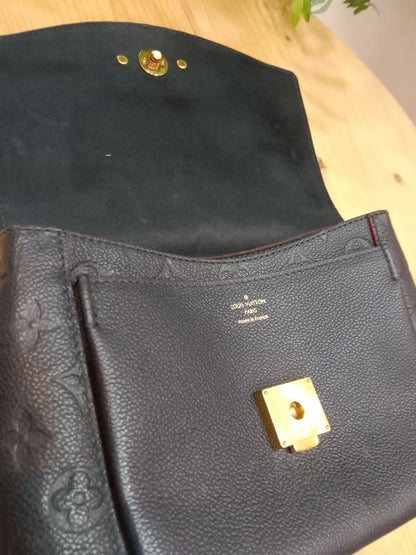 Louis Vuitton Marine/Rouge Monogram Empreinte Leather Blanche BB Bag