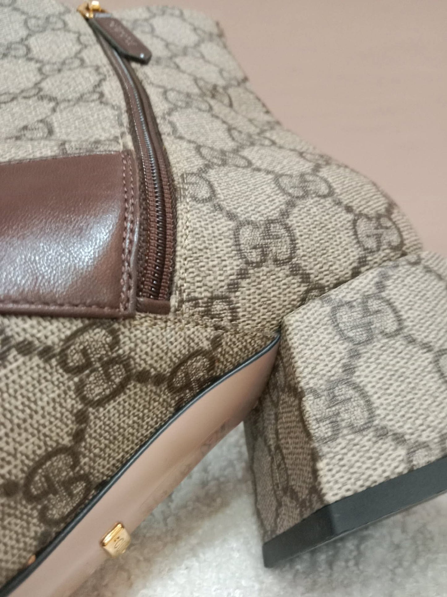 Gucci Blondie GG Supreme ankle Boots GG Medallion Size 26