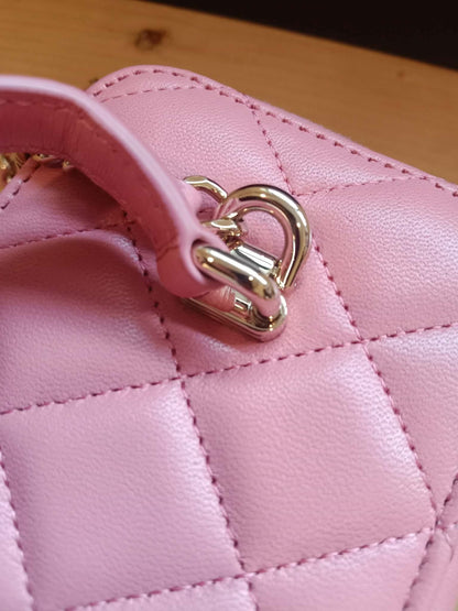 Chanel Vanity Tophandle Lambskin Pink Microchipped