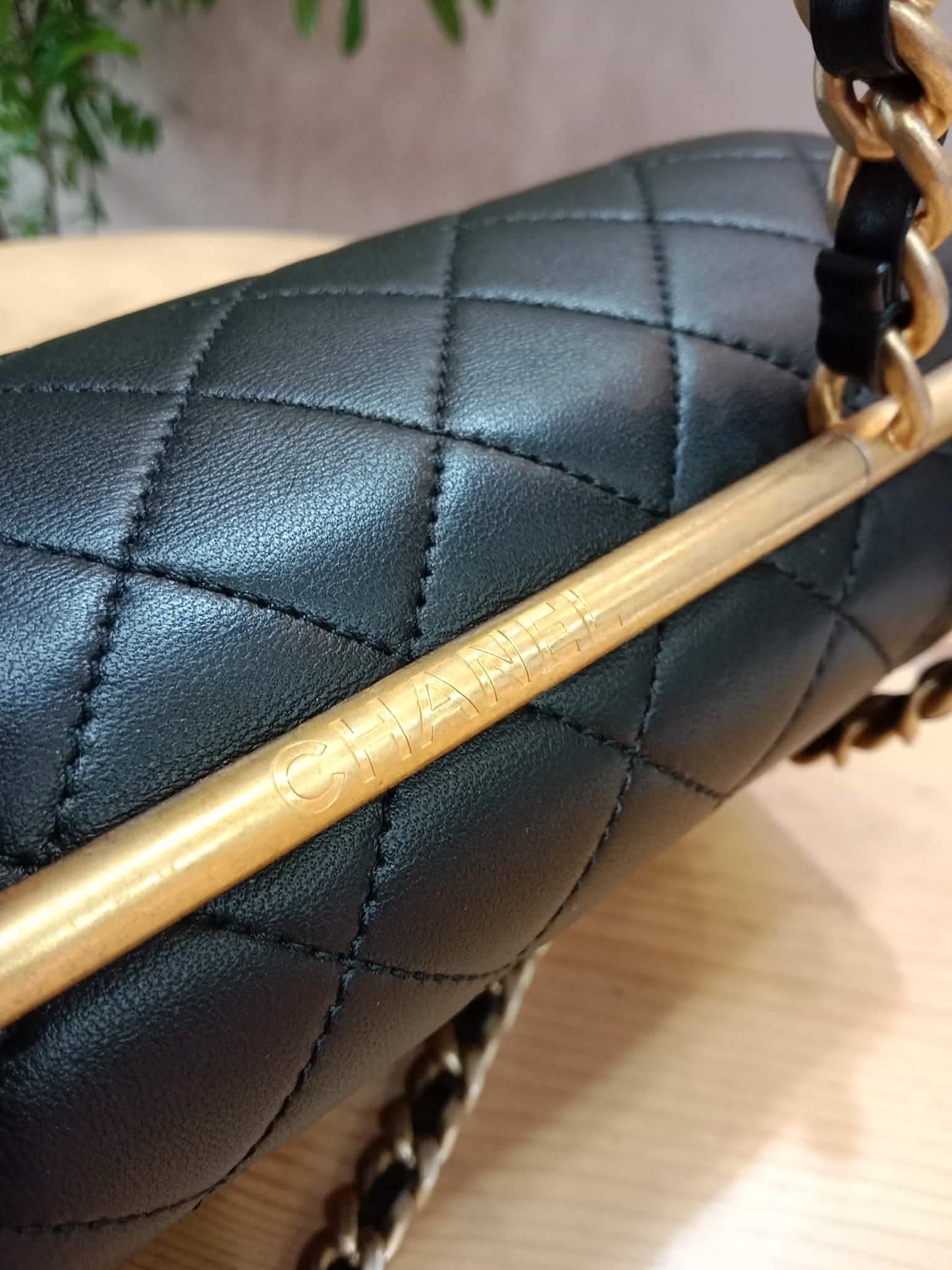 Chanel La Parisienne Quilted Lambskin Tophandle Bag Black Series 30