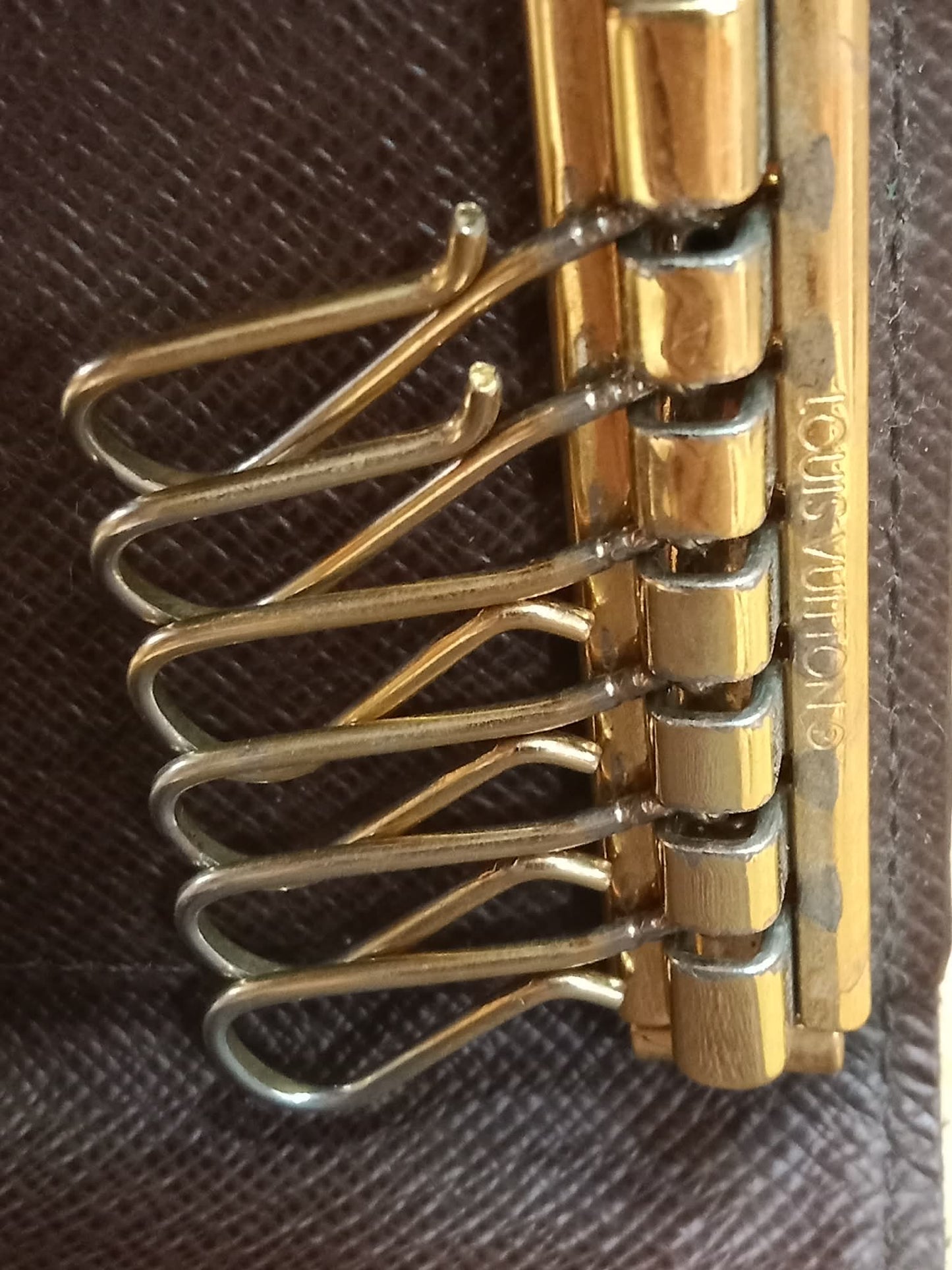 Louis Vuitton 6 Slots Keyholder Damier Ebene