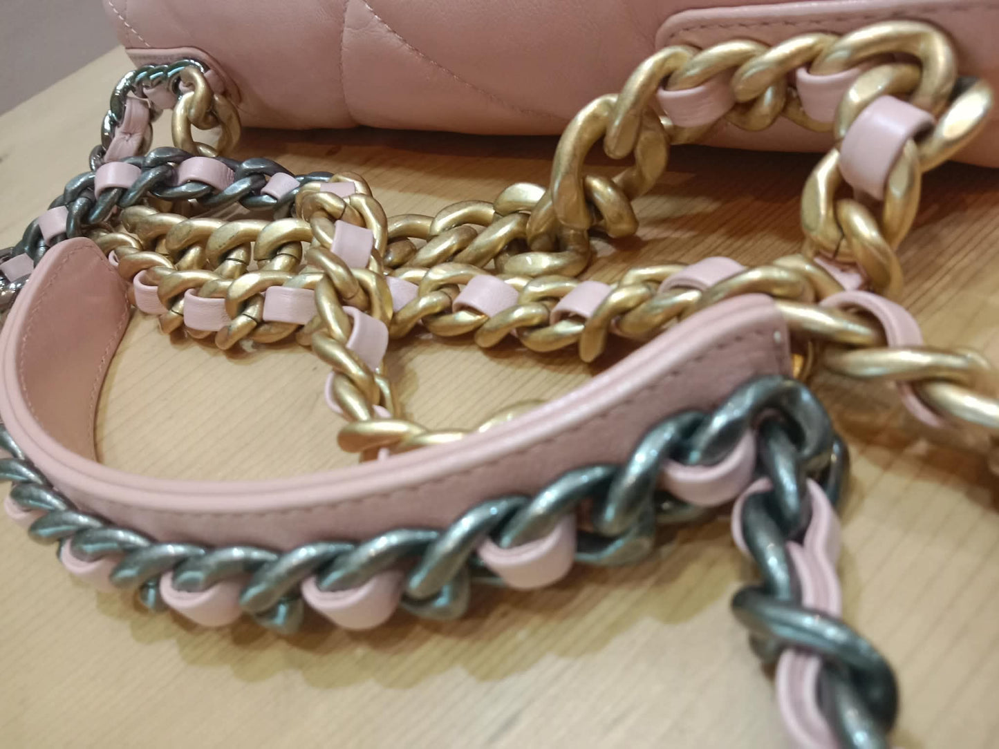 Chanel 19 Lambskin Light Pink Small Series 29