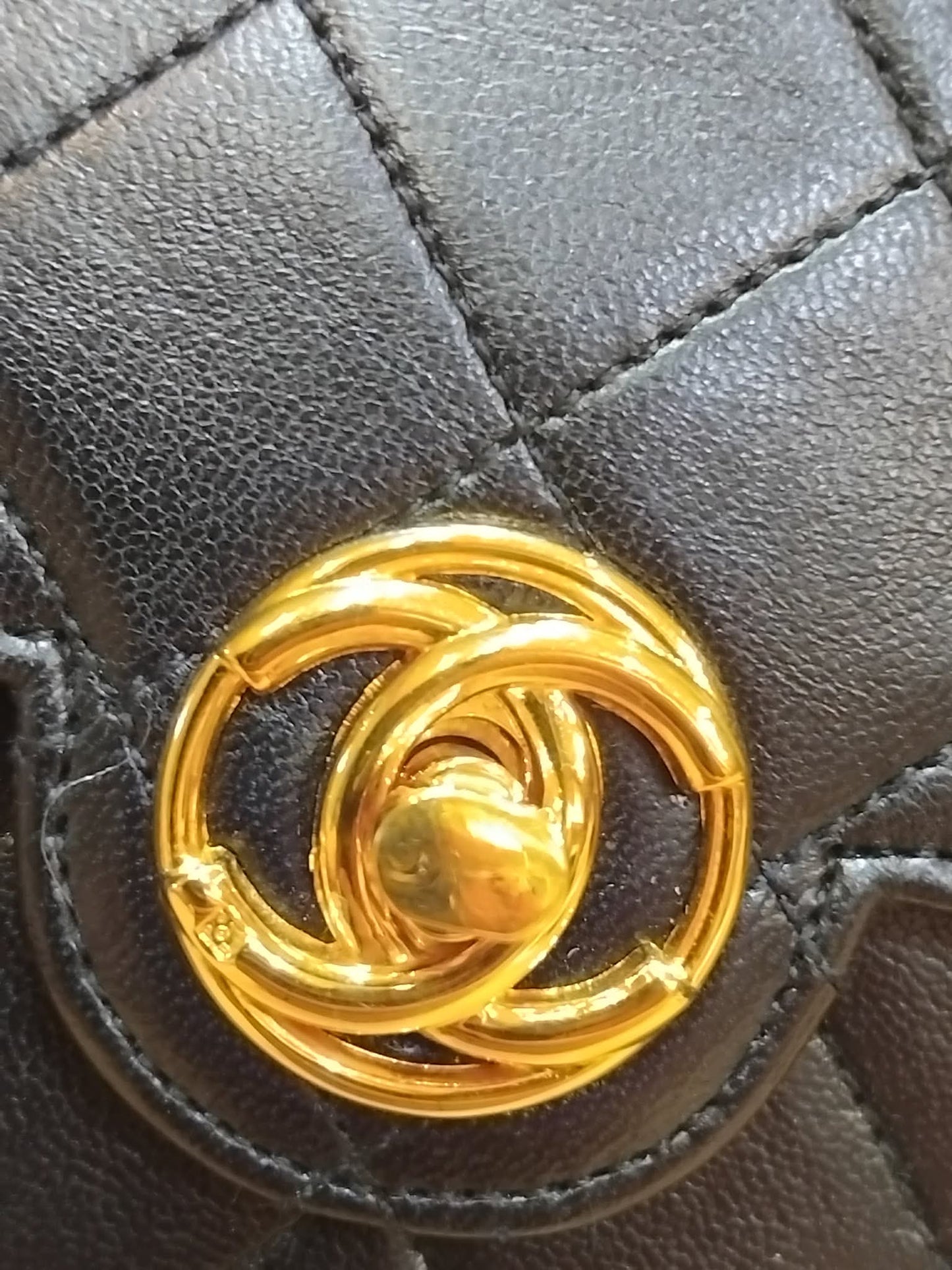 Chanel Circle Lock Flap Vintage CC Lambskin Black Series 1