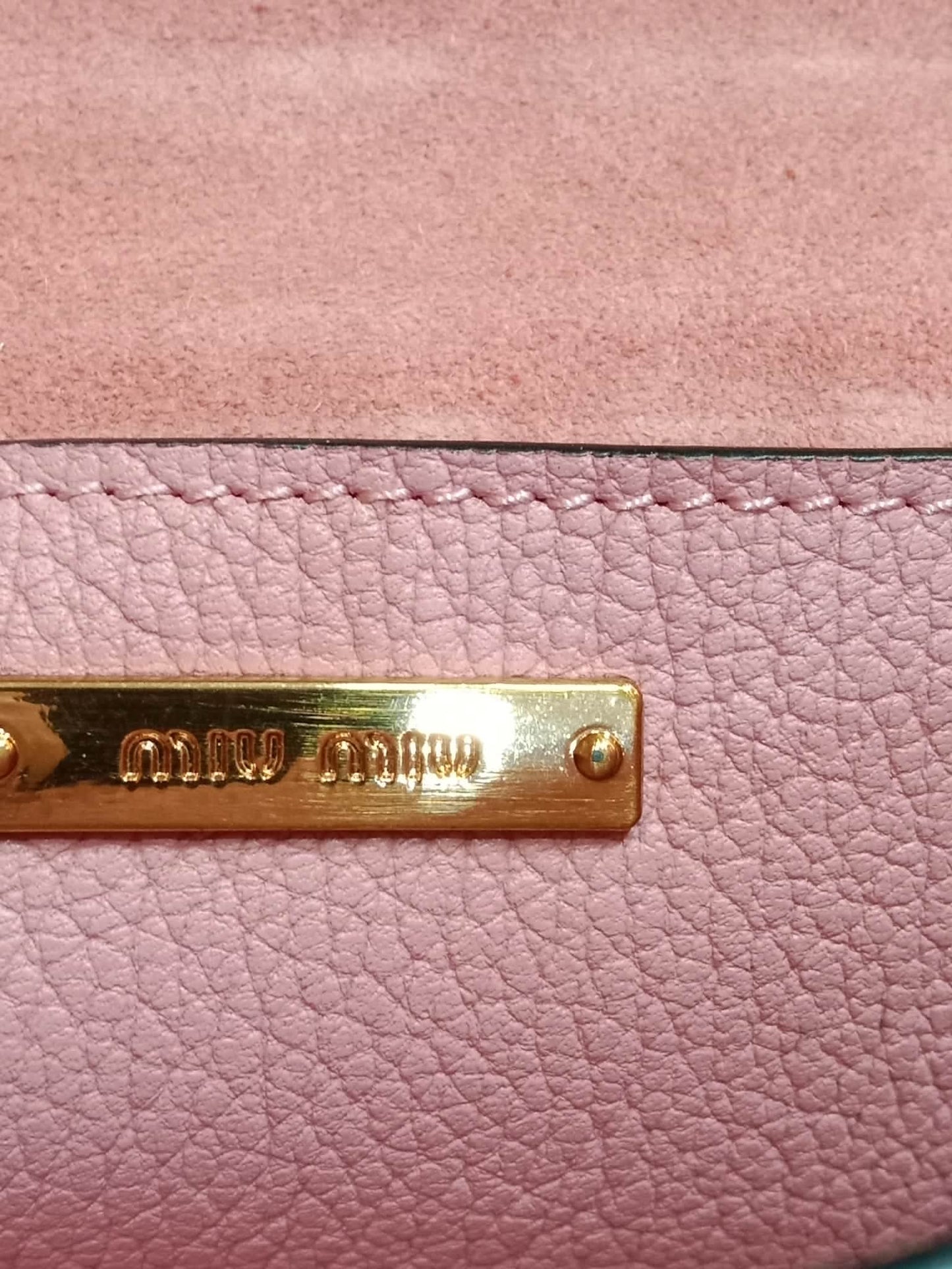 Miu Miu Lady Shoulder Bag Crafted Calfskin Pink