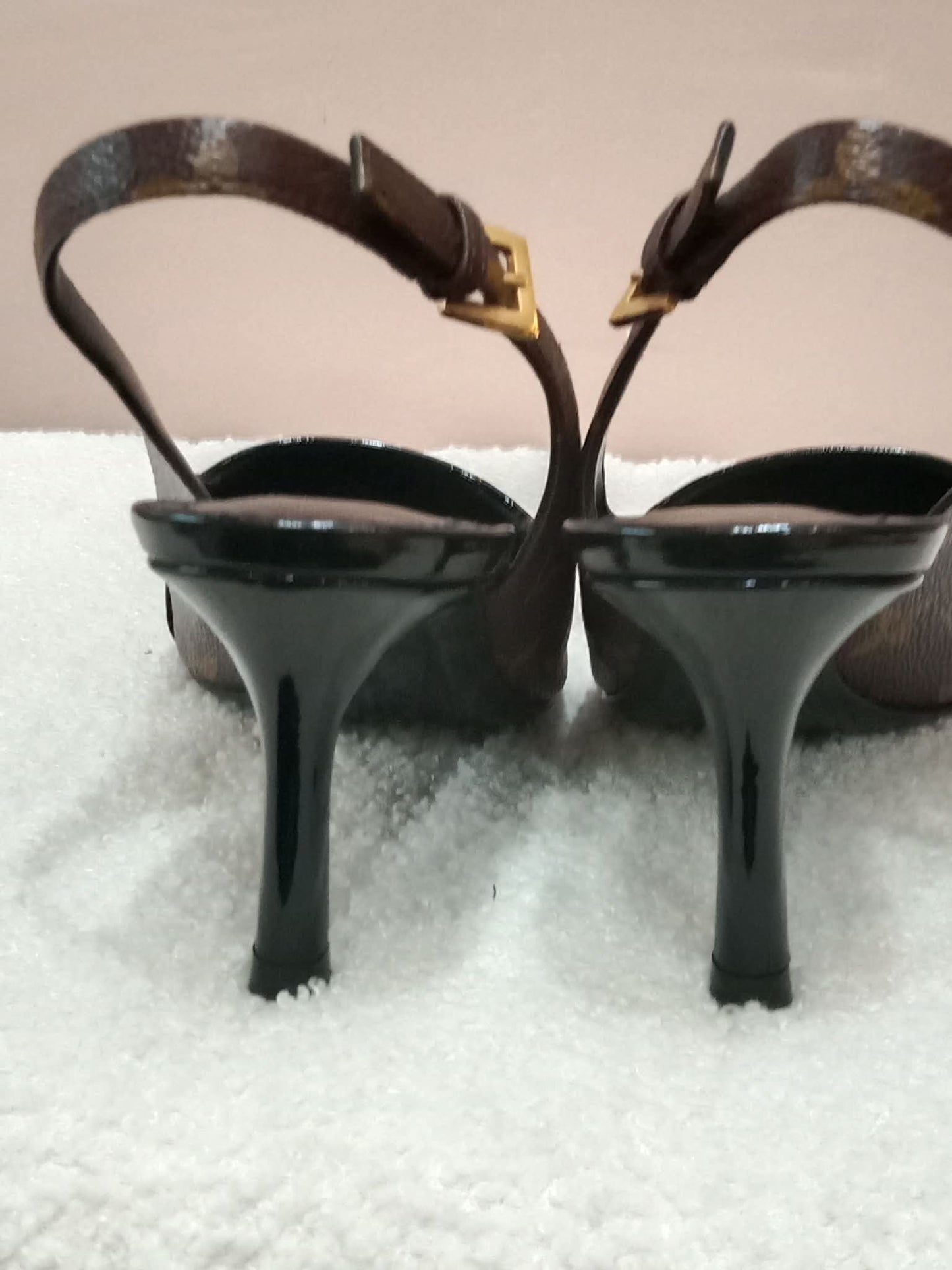 Louis Vuitton Archlight Slingback Pumps Toe Cap Patent Black Monogram Canvas Size 35.5