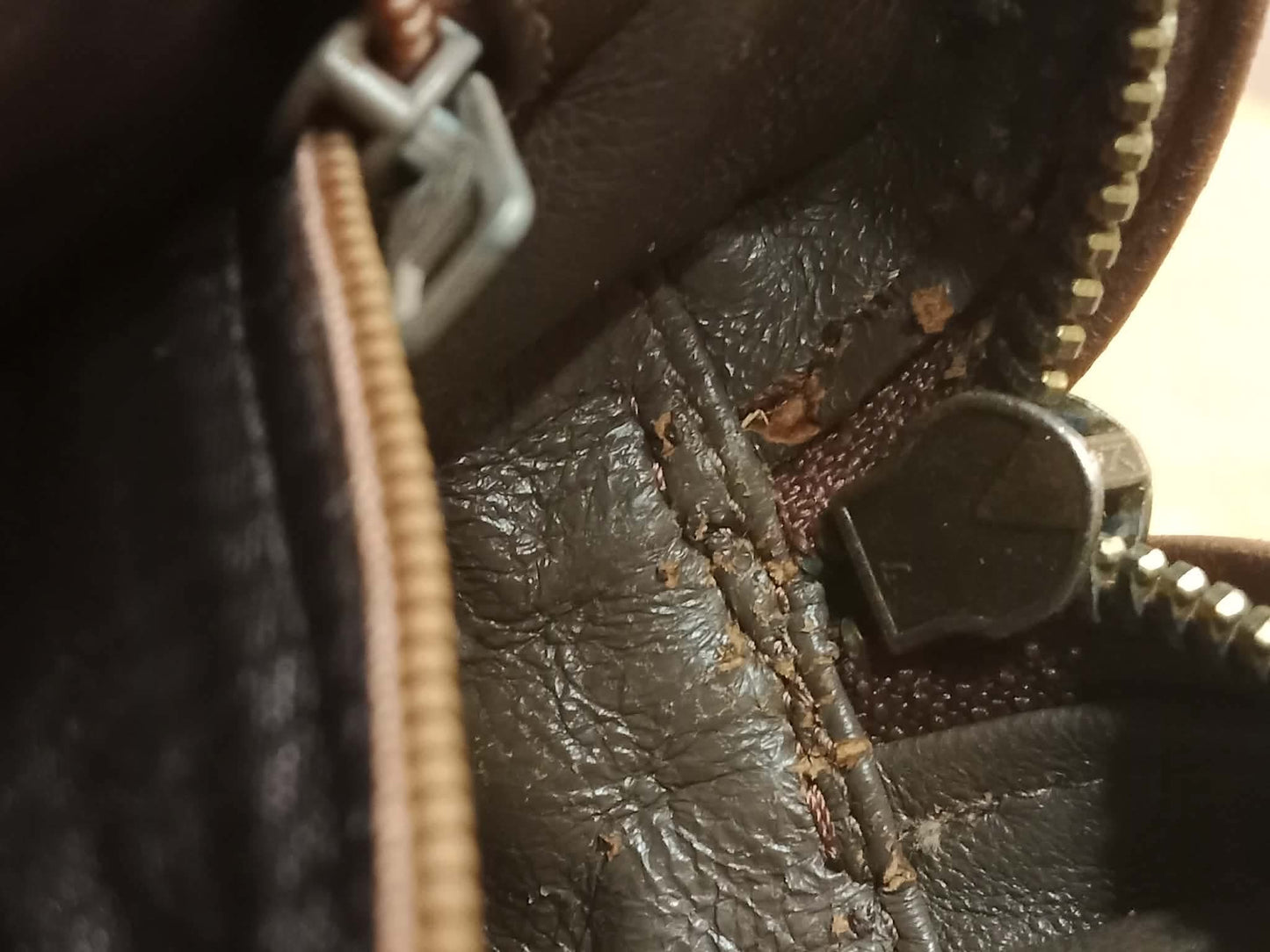 Chanel Vintage Camera Bag Lambskin Brown Series 0