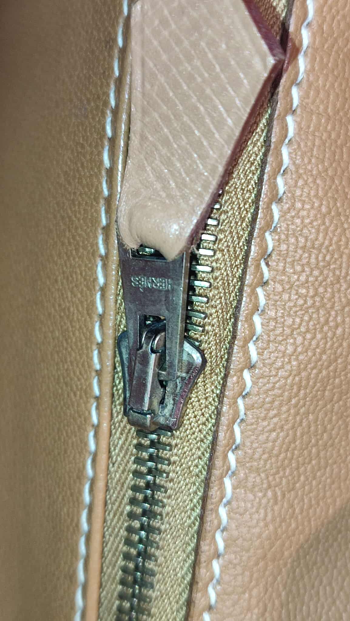 Hermes Birkin 30 Bicolor Gold/Biscuit Epsom Stamp G Square 2003 GHW