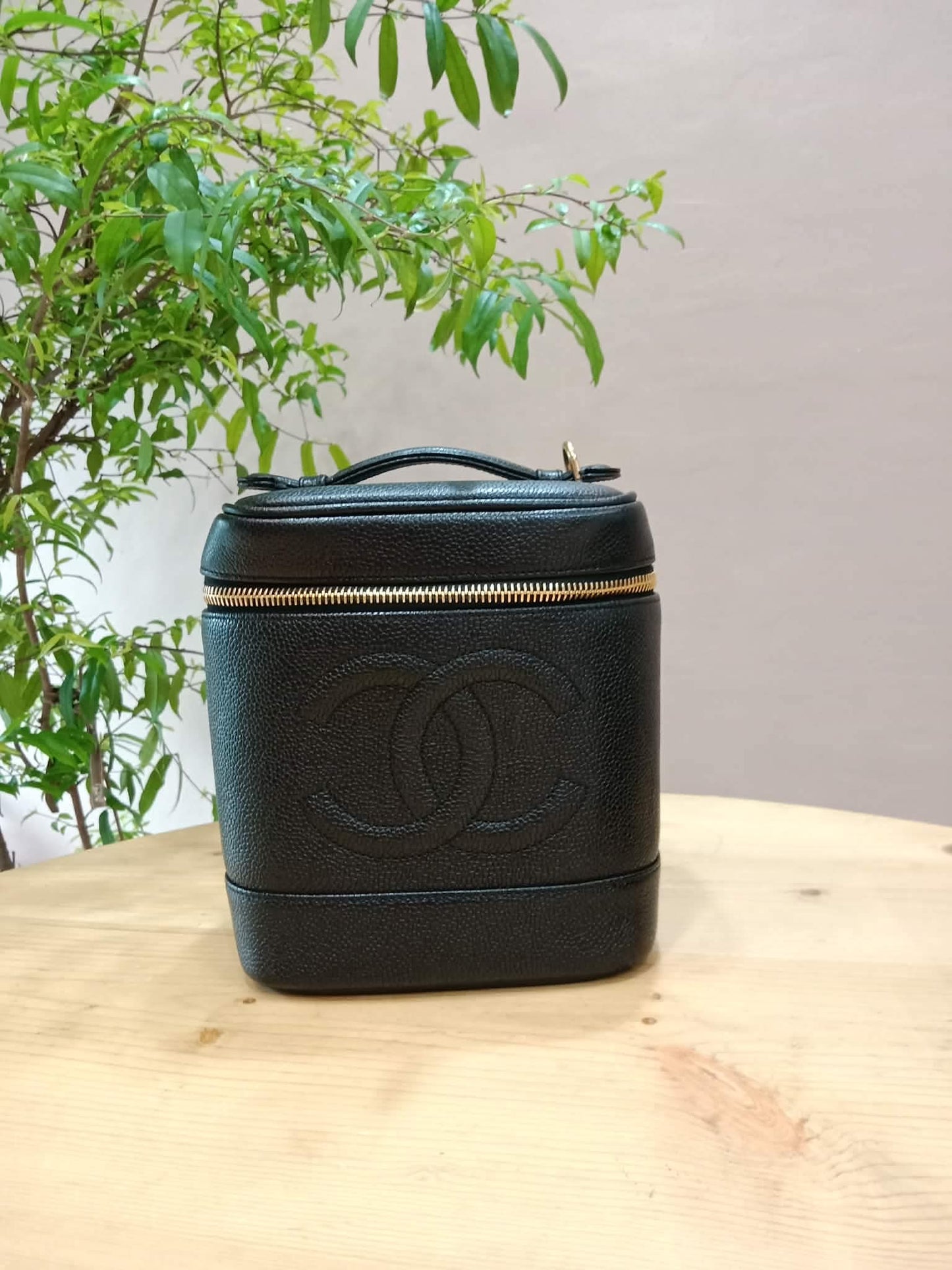 Chanel Vanity Caviar Black Series 4