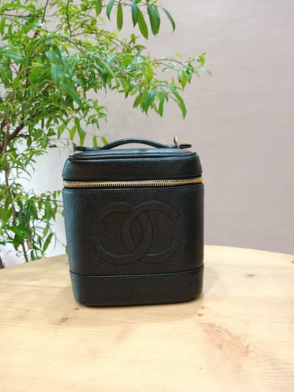 Chanel Vanity Caviar Black Series 4