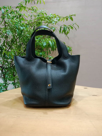 Hermes Picotin 22 Noir Clemence Stamp U 2022