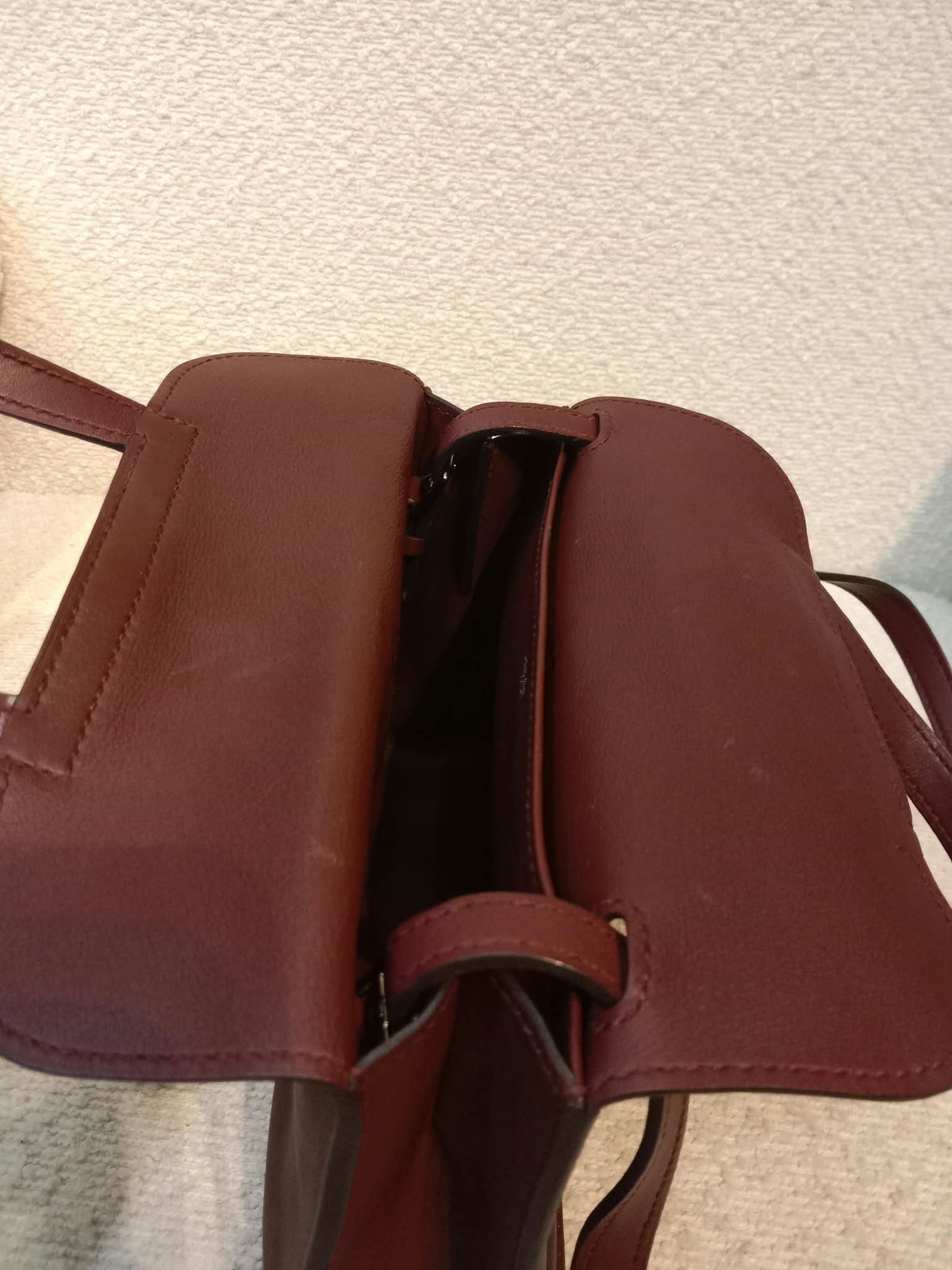 Hermes Halzan 22 Burgundy Clemence Stamp A 2017